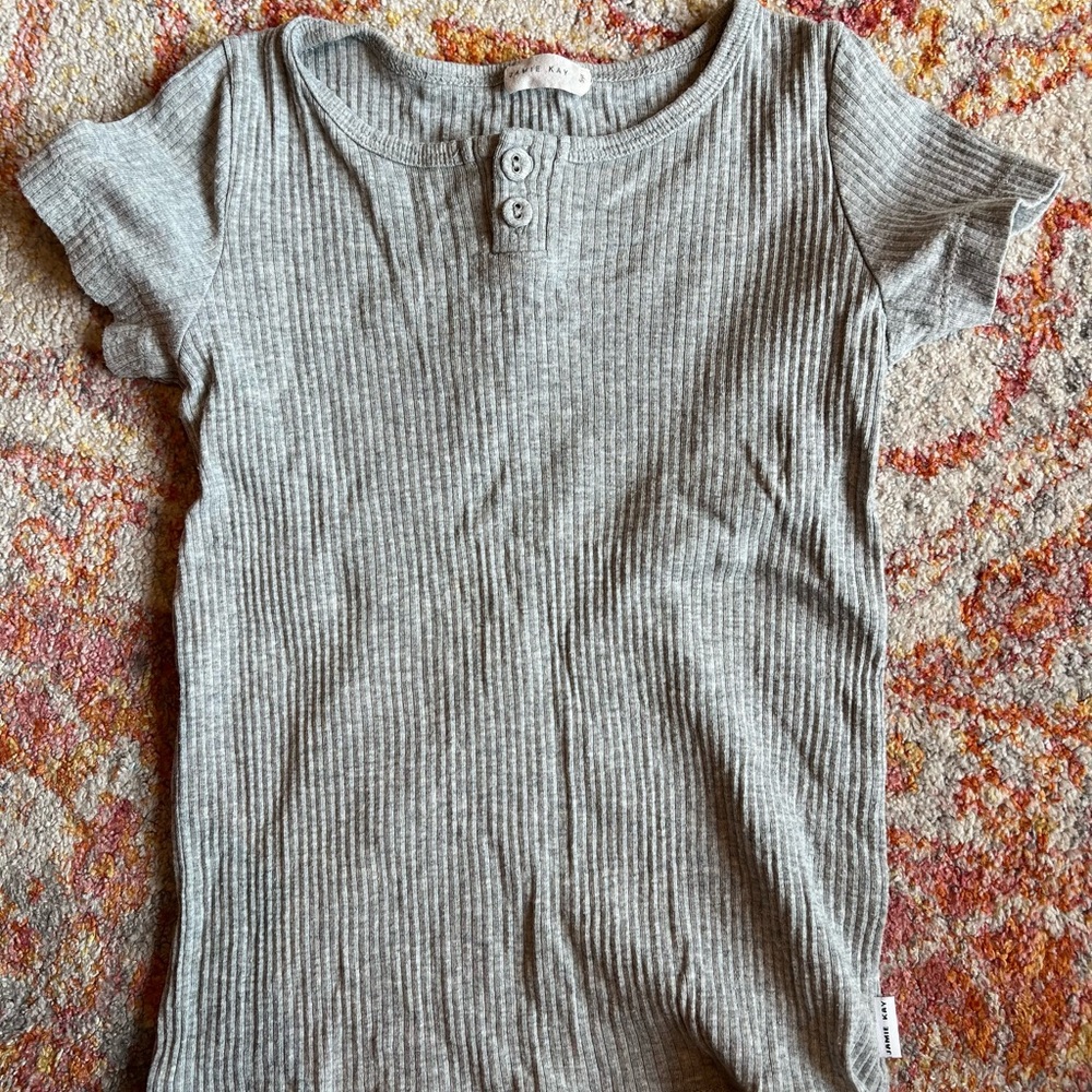 Jamie Kay Gray Short Sleeve Ribbed Tee